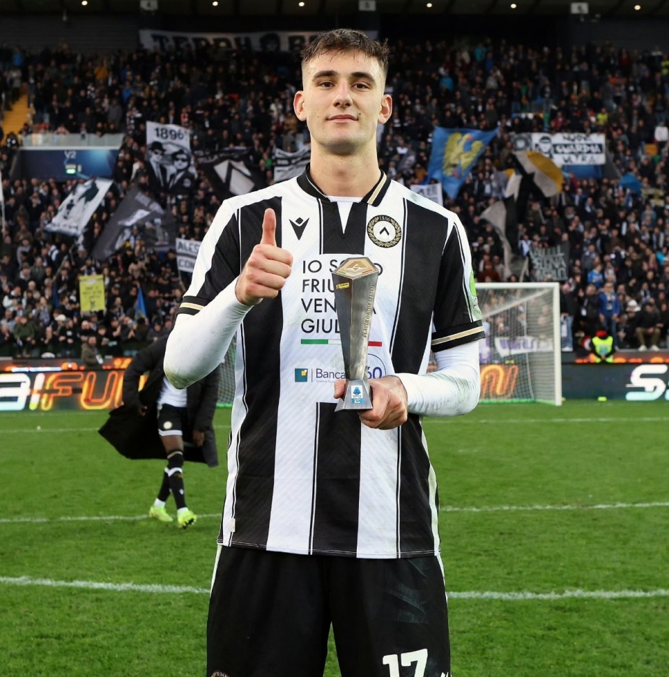 关于AC米兰迎德甲关键赛；冲刺阶段绝杀压哨；管理层满意；资深球员宣示担当的信息-华体会登录入口